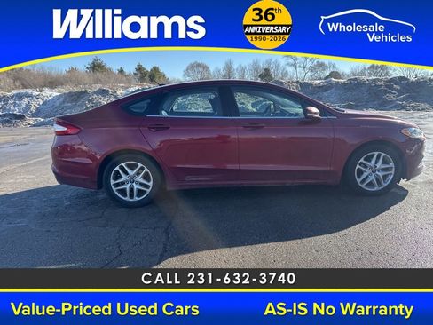 Used 2013 Ford Fusion SE image 18