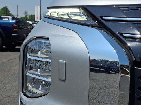 Used 2022 Mitsubishi Outlander ES AWD/4WD image 10