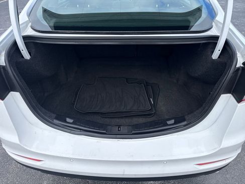 Used 2020 Ford Fusion SE image 12