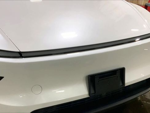 Used 2026 Tesla Model Y AWD image 30