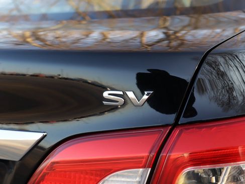 Used 2019 Nissan Sentra SV image 30