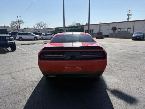 Used 2023 Dodge Challenger SXT w/ Blacktop Package image 15