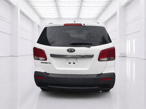 Used 2012 Kia Sorento LX AWD/4WD image 4