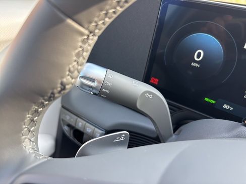 New 2025 Hyundai Ioniq 5 SEL image 33