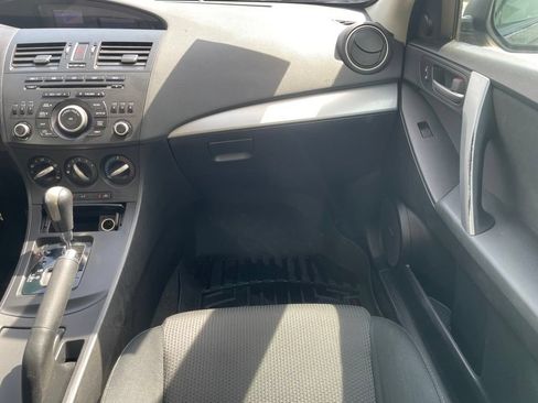 Used 2012 MAZDA MAZDA3 s Touring FWD image 17
