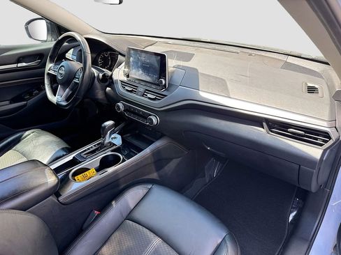Used 2023 Nissan Altima 2.5 SR image 23