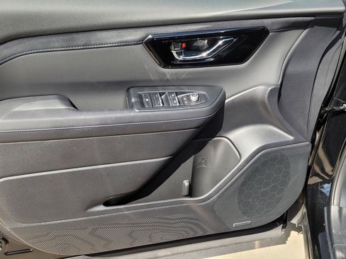 Certified 2025 Subaru Forester Limited AWD/4WD image 4