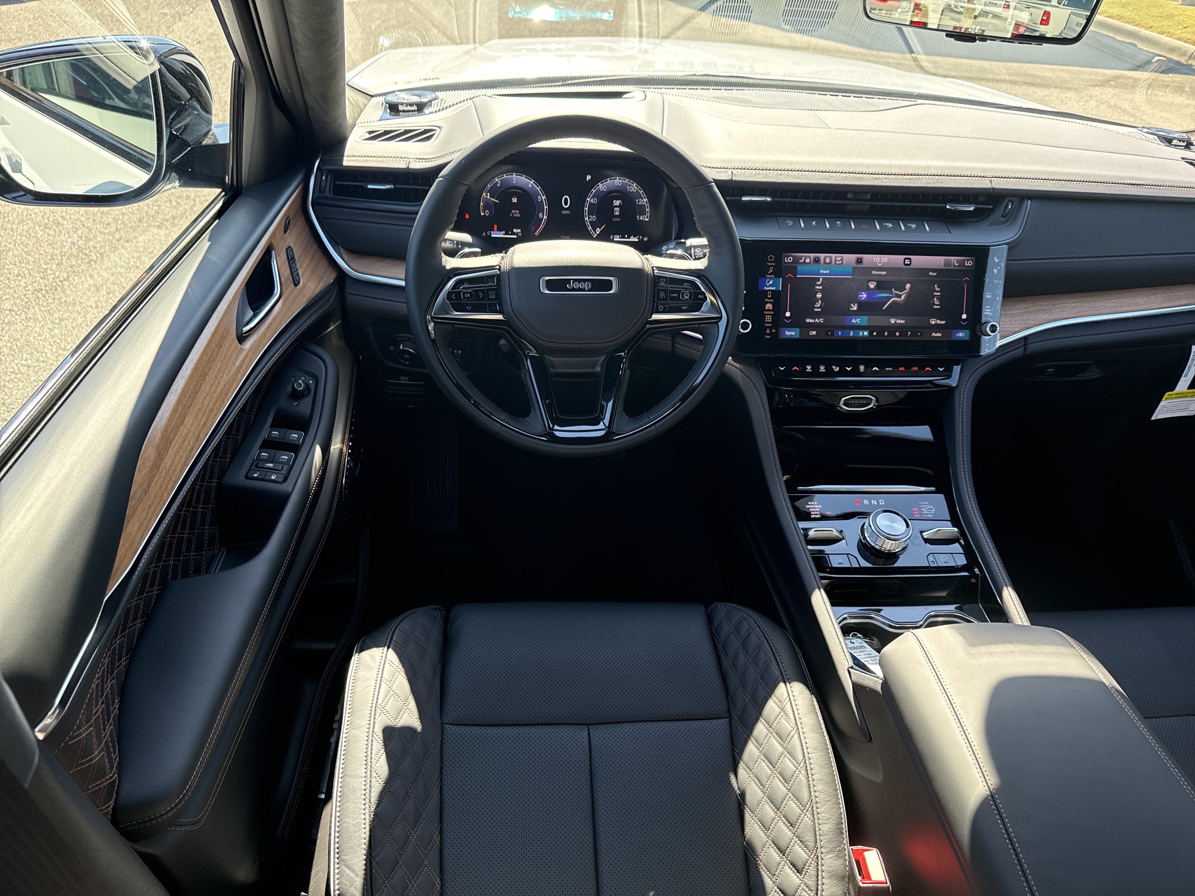 New 2027 Jeep Grand Cherokee Summit AWD/4WD image 24