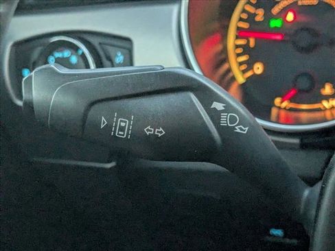 Used 2021 Ford Mustang Premium image 6