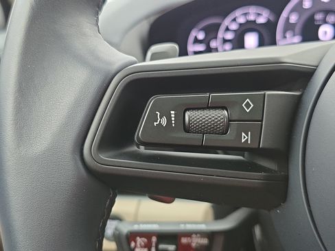 Certified 2026 Porsche Panamera image 19