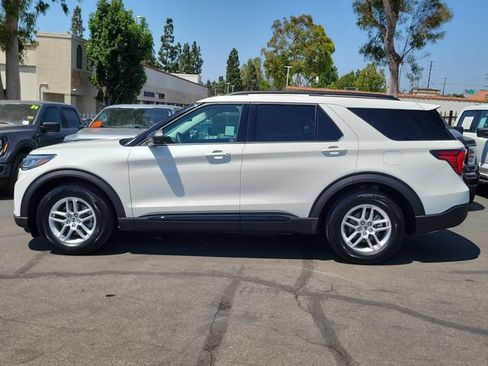 Used 2026 Ford Explorer Active RWD image 29