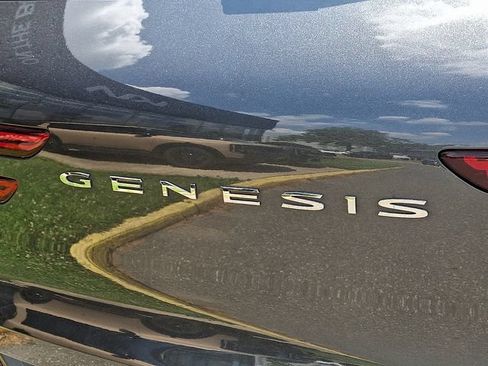 Used 2024 Genesis Electrified GV70 w/ Prestige Package AWD/4WD image 29