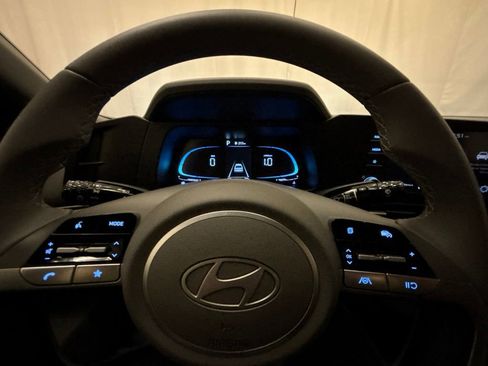 Certified 2026 Hyundai Elantra Sport FWD image 15