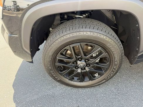 Used 2026 Toyota Tundra Limited image 5