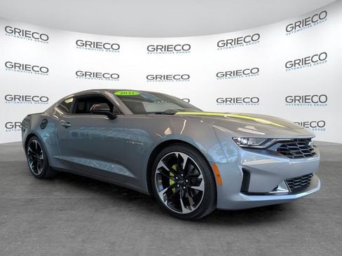 Certified 2021 Chevrolet Camaro LT RWD image 1