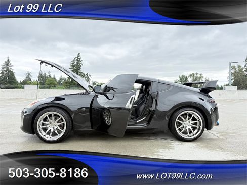 Used 2014 Nissan 370Z Touring w/ Navigation Package RWD image 21