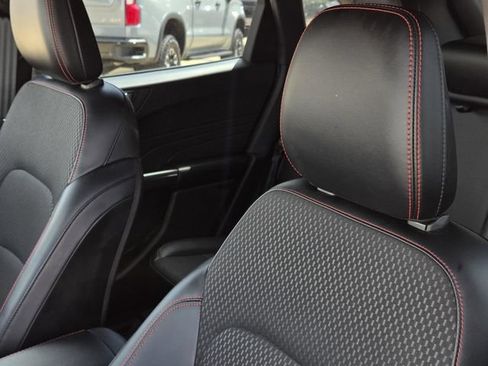 Used 2023 Ford Escape ST-Line w/ Tech Pack #1 FWD image 33