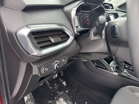 Used 2023 Chevrolet TrailBlazer LT w/ Convenience Package image 13