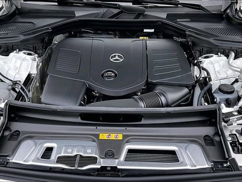 New 2026 Mercedes-Benz GLC 300 4MATIC image 14