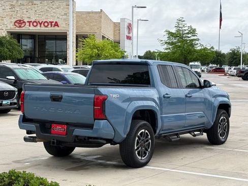 Used 2026 Toyota Tacoma TRD Sport RWD image 5