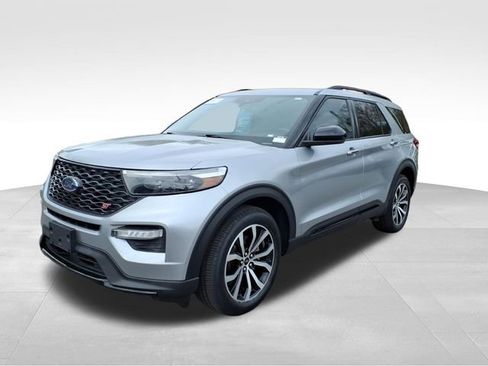 Certified 2022 Ford Explorer ST AWD/4WD image 2