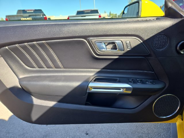 Used 2016 Ford Mustang GT Premium RWD image 17