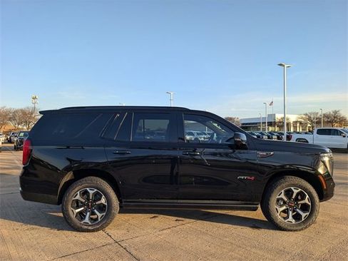 New 2026 GMC Yukon AT4 w/ AT4 Premium Package image 3