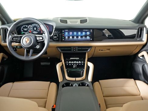 New 2026 Porsche Cayenne image 20