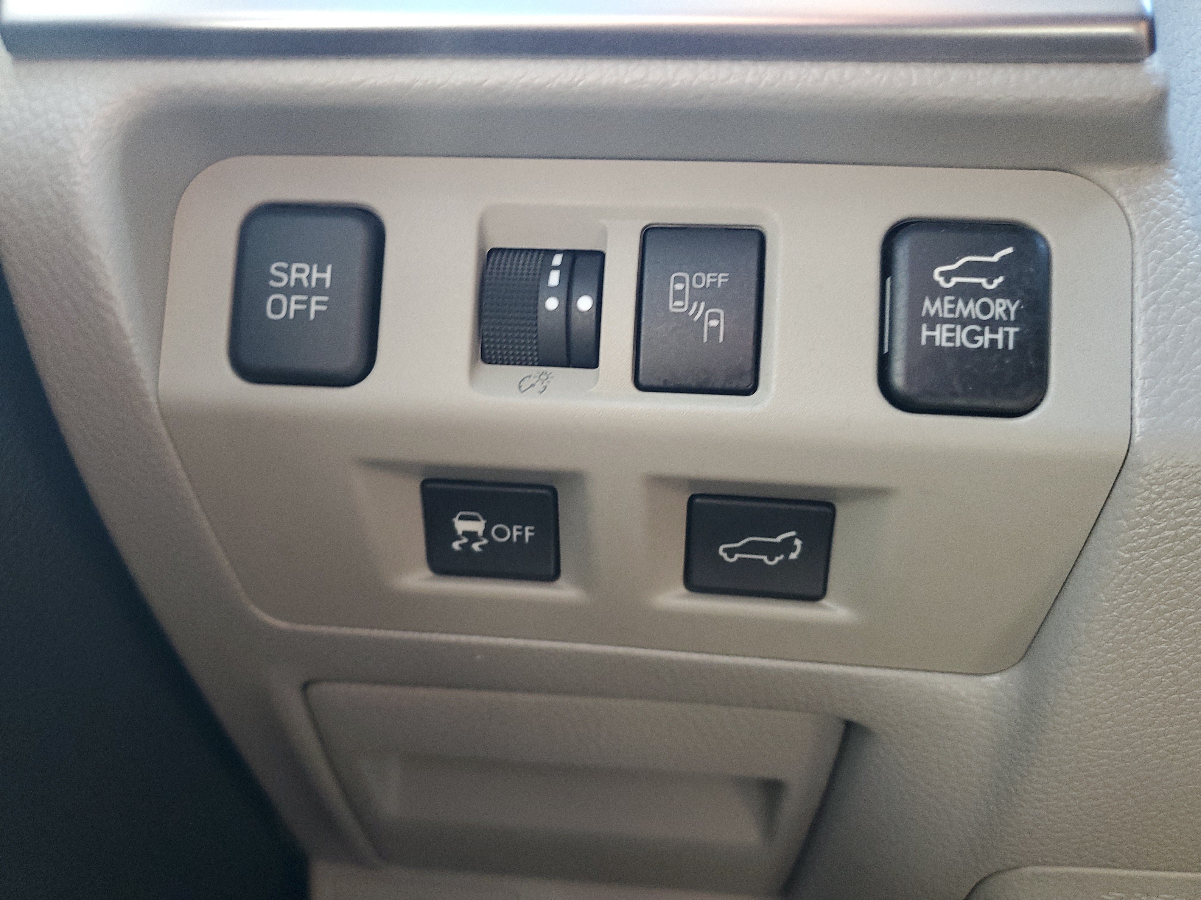Used 2018 Subaru Forester 2.5i Limited AWD/4WD image 26