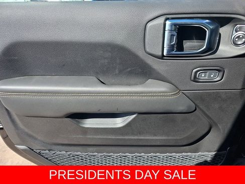 New 2025 Jeep Gladiator Willys image 26