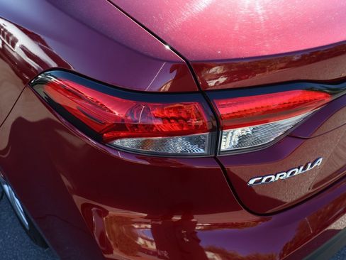 Used 2024 Toyota Corolla LE image 7