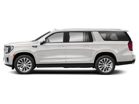 Used 2023 GMC Yukon XL Denali AWD/4WD image 3