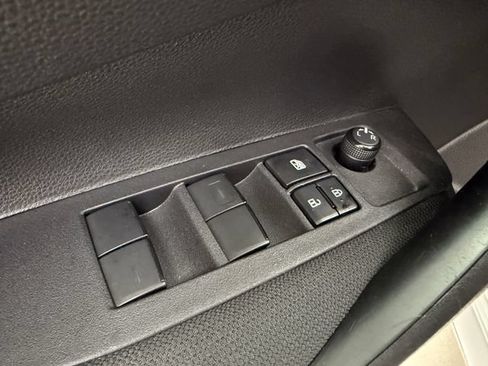 Used 2024 Toyota Corolla LE FWD image 28