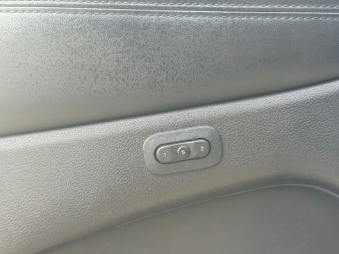 Used 2019 Jeep Grand Cherokee Limited image 13