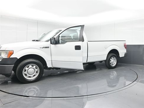 Used 2011 Ford F150 XL w/ Trailer Tow Pkg image 34