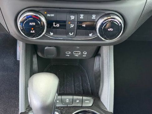Used 2023 Chevrolet TrailBlazer RS w/ Convenience Package AWD/4WD image 22