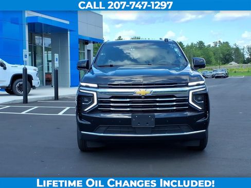 Used 2025 Chevrolet Tahoe LT AWD/4WD image 2