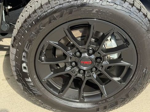Certified 2026 Toyota Tundra Platinum w/ TRD Off-Road Package AWD/4WD image 8