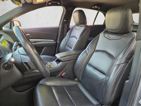 Used 2023 Cadillac XT4 Premium Luxury FWD image 14
