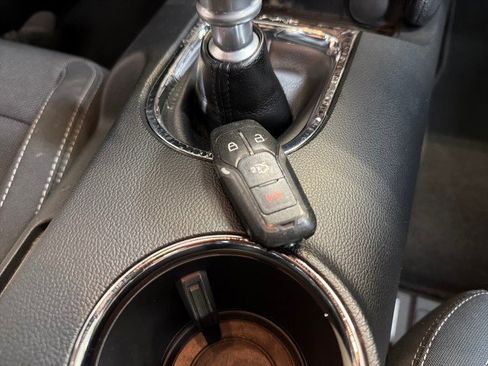 Used 2017 Ford Mustang Coupe image 54