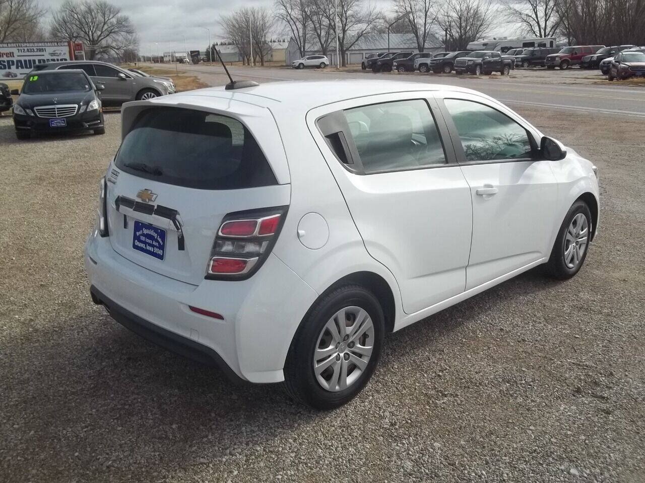 Used 2017 Chevrolet Sonic LT FWD image 6