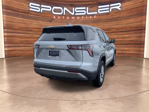 Used 2025 Chevrolet Equinox LT image 7