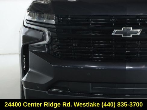 Used 2024 Chevrolet Suburban RST RWD image 7