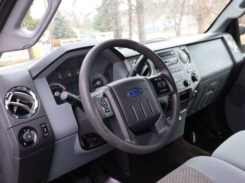 Used 2014 Ford F250 XLT w/ FX4 Off-Road Package image 14