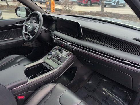 Used 2023 Hyundai Palisade Calligraphy image 21