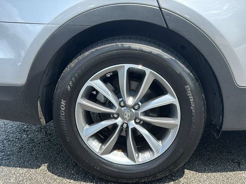 Used 2018 Hyundai Santa Fe SE AWD/4WD image 8