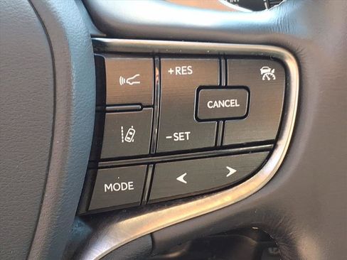 Used 2019 Lexus ES 350 image 14