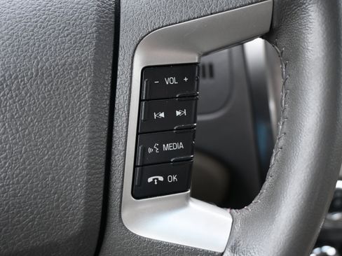 Used 2012 Ford Fusion SEL image 18