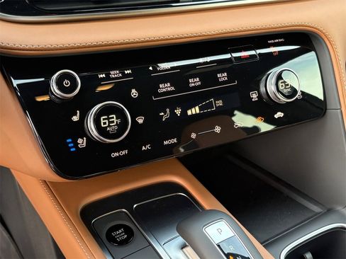 New 2026 INFINITI QX60 Autograph image 26