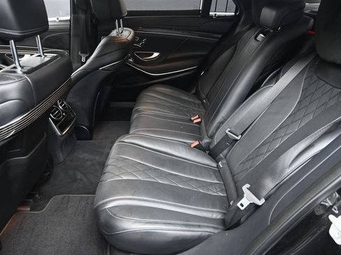 Used 2018 Mercedes-Benz S 560 4MATIC Sedan image 28